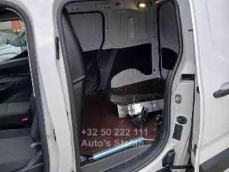 Peugeot Partner PREMIUM picture 10