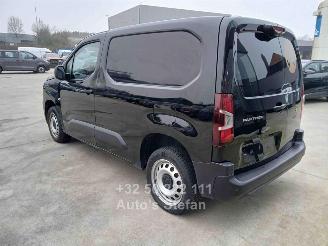 Peugeot Partner PREMIUM picture 4