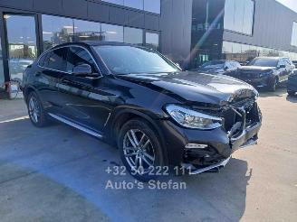 Damaged car BMW X4 XDRIVE20I 2019/5