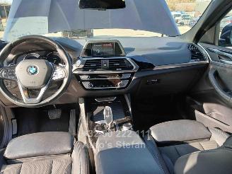 BMW X4 XDRIVE20I picture 15