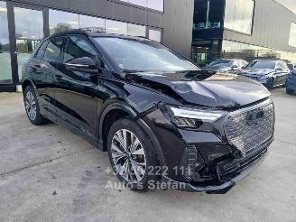 krockskadad bil auto Audi Q4 45 E-TRON 2024/8