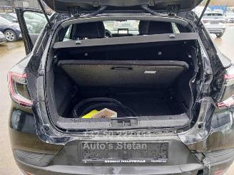 Renault Captur EVOLUTION picture 5