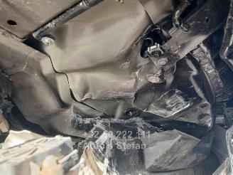 Land Rover Discovery SPORT SE picture 18