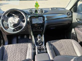 Suzuki Vitara  picture 12