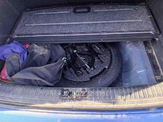 Kia Cee d  picture 16