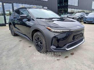 skadebil auto Toyota bZ4X  2023/7