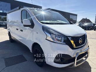 Damaged car Nissan Primastar THULE OMNISTAR 2020/11