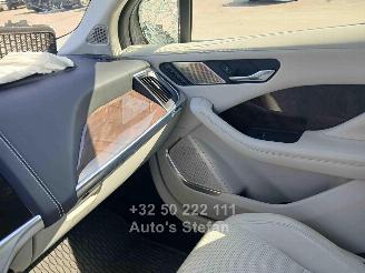 Jaguar I-Pace HSE picture 11