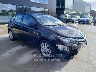 uszkodzony samochody osobowe Toyota Auris COMFORT 2018/3