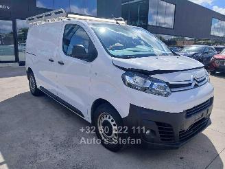 krockskadad bil auto Citroën Jumpy KASTEN 2024/5