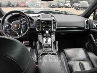 Porsche Cayenne S E-HYBRID picture 11