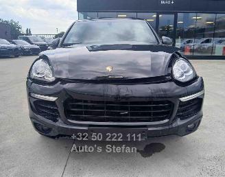 Porsche Cayenne S E-HYBRID picture 2