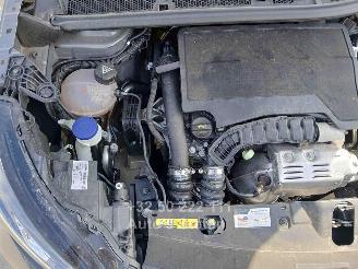 Peugeot 2008 ALLURE picture 25