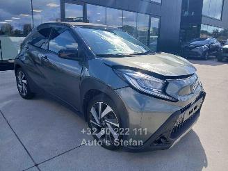 Coche accidentado Toyota Aygo X 2024/3