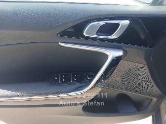 Kia Cee d  picture 13