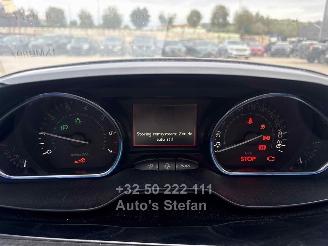 Peugeot 2008 ALLURE picture 9
