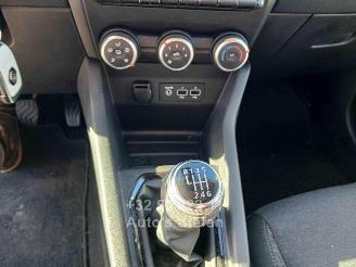 Renault Clio  picture 7
