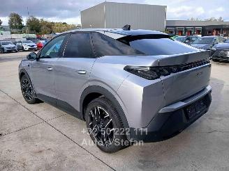 Peugeot 3008 HYBRID 136 GT picture 4