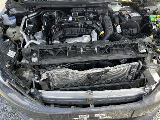 Peugeot 308 1,5 HDI 131,PS CLIMA//NAVI picture 10