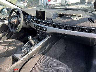 Audi A4 Avant 3,5 TFSI  KLIMATRONIK - NAVI picture 14