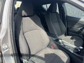 Toyota C-HR 1.8 Hybrid E-CVT Busine picture 13