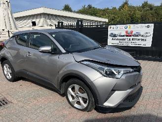 Toyota C-HR 1.8 Hybrid E-CVT Busine picture 7