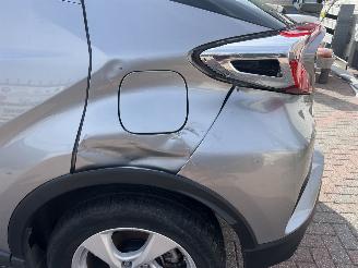Toyota C-HR 1.8 Hybrid E-CVT Busine picture 6