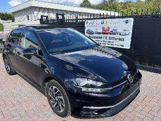 Volkswagen Golf 1.0 DSG - PANODACH - JOIN picture 2