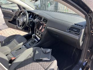 Volkswagen Golf 1.0 DSG - PANODACH - JOIN picture 11