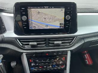 Volkswagen T-Roc BENZINE - KLIMATRONIK - NAVI picture 15