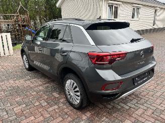 Volkswagen T-Roc BENZINE - KLIMATRONIK - NAVI picture 3