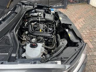 Volkswagen T-Roc BENZINE - KLIMATRONIK - NAVI picture 10