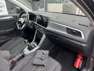 Volkswagen T-Roc BENZINE - KLIMATRONIK - NAVI picture 12