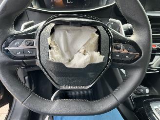Peugeot 208 1,2 TURBO ALLURE - AUTOMATIC picture 16