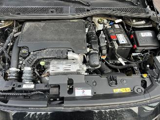 Peugeot 208 1,2 TURBO ALLURE - AUTOMATIC picture 8