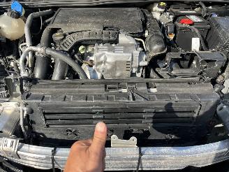 Peugeot 308 1,2 BENZINE AUTOMATIC picture 8