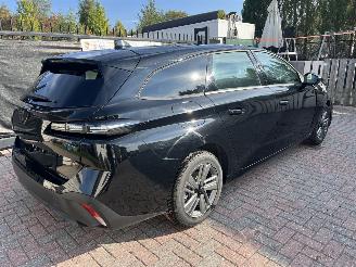 Peugeot 308 1,2 BENZINE AUTOMATIC picture 3