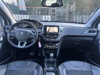 Peugeot 2008 1,2 PURE-TECH AUTOMATIC picture 18