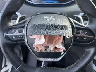 Peugeot 3008 1,2 BENZINE 131,PS AUTOMATIK picture 24