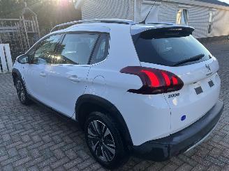 Peugeot 2008 1,2 BENZINE 110,PS AUTOMATIK picture 5