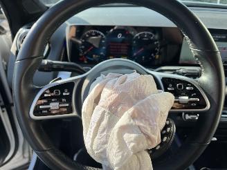 Mercedes GLB 200 GLB picture 27