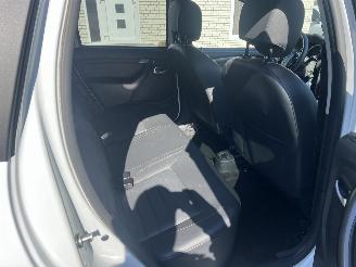 Dacia Duster DIESEL - AUTOMATIC - LEDER picture 13