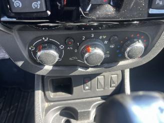 Dacia Duster DIESEL - AUTOMATIC - LEDER picture 18