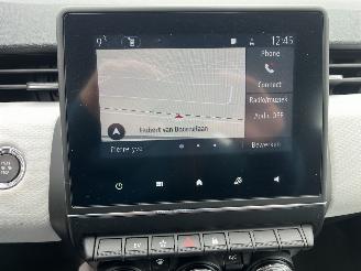 Renault Clio Intens E-TECH HYBRIDE picture 17