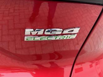 MG MG4 4 Electric Luxury picture 2