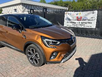 Renault Captur E-TECH HYBRIDE - AUTOMATIC picture 7