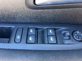 Peugeot 208 BENZINE - KLIMA-LIKE picture 20