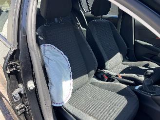 Peugeot 208 BENZINE - KLIMA-LIKE picture 10