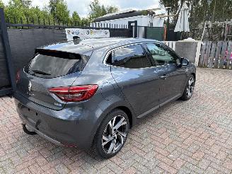 Renault Clio E-TECH RS-LINE - AUTOMATIC picture 3