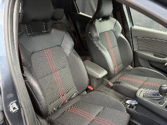 Renault Clio E-TECH RS-LINE - AUTOMATIC picture 17